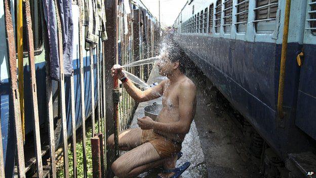 Massive India heatwave 'kills 500'