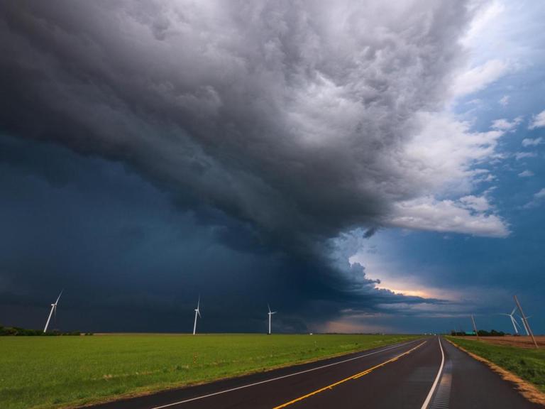 Underused satellite, radar data may improve thunderstorm forecasts