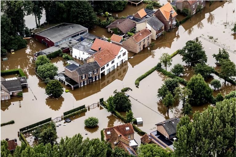 These Satellites See Through the Clouds to Track Flooding